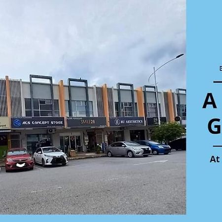 Happy Homestay Lukut Port Dickson Ngoại thất bức ảnh